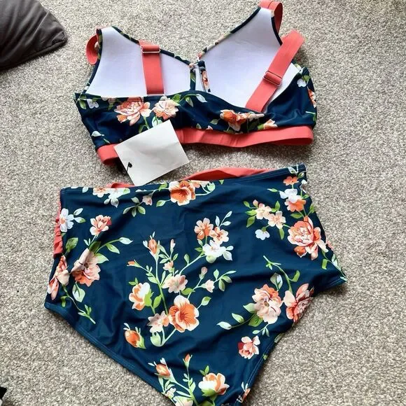 NWT Hannah Nikole Swimsuit Plus Size 16W Coral Navy Floral Wide Strap - Picture 4 of 8